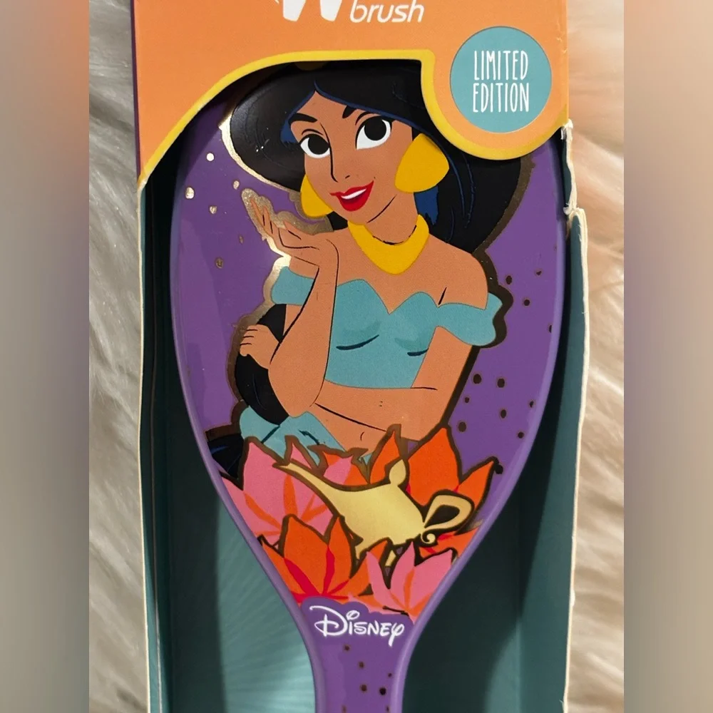 Disney Princess Aladdin Jasmine Wet Brush Limited Edition Original Detangler